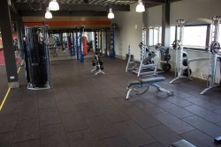 glo gym weights area