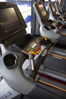Glo gym Matrix equipment